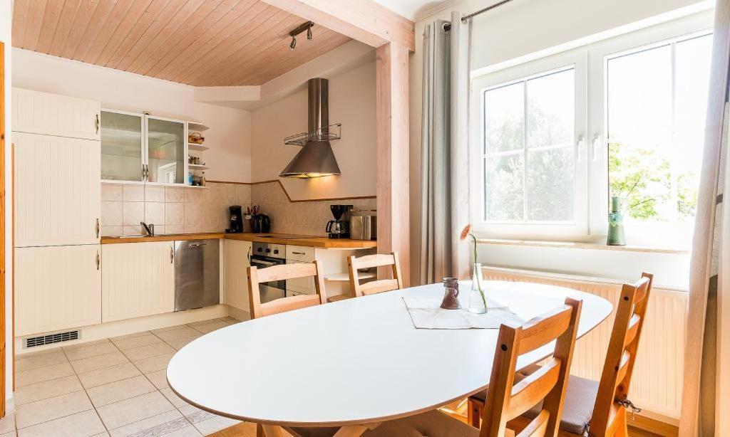 Haus Schilfkante - Wohnung 2 Wieck Eksteriør bilde